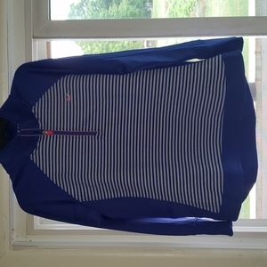 Vineyards Vines performance popover